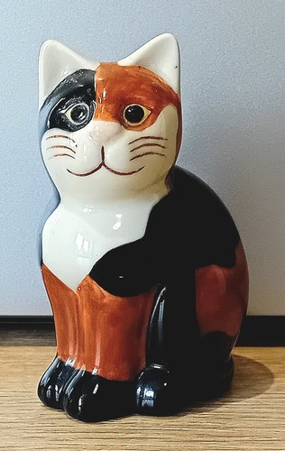 Vintage quail ceramic cat - vintage,