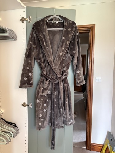 Cosy grey sleepwear - sleepwear, dressing