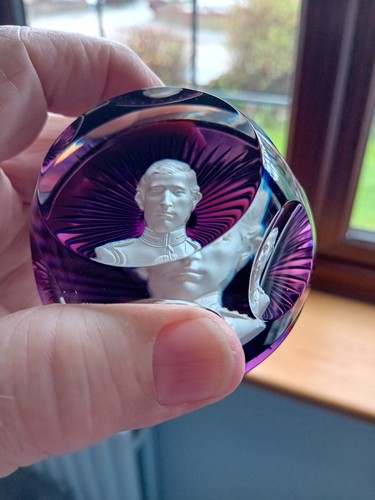 Baccarat paperweight limited - baccarat,