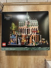 LEGO Icons 10297 Boutique Hotel Modular Building Set 3066-Piece