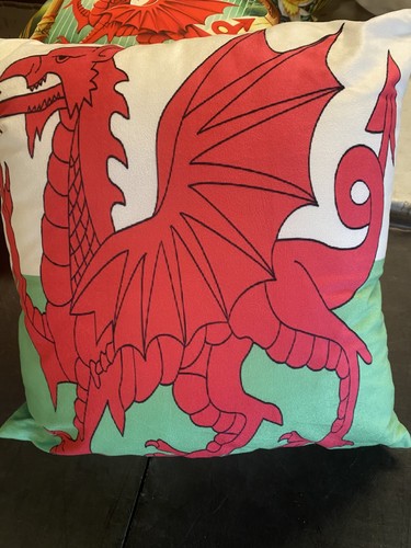 Welsh dragon green and - , white