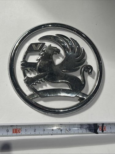 Vauxhall astra badge emblem - ,