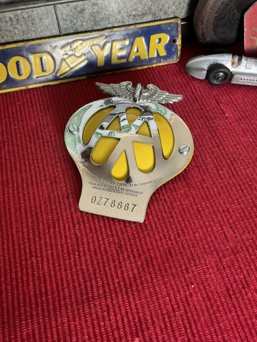 Vintage car badge aa member - -,
