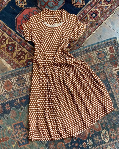 1940s box pleat - box, rayon