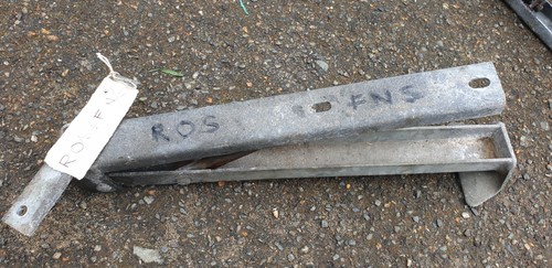 Rear front s - o/s,