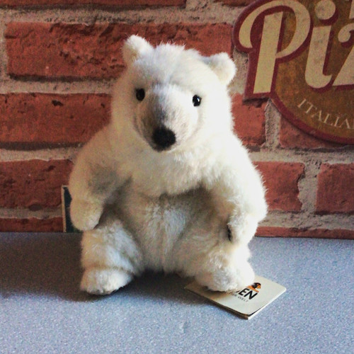 Fantastic kosen polar bear - ,