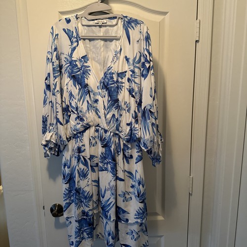 Nwot women ladies beautiful - nwot,