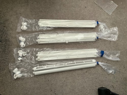 400mm upvc white trickle - 400mm, vent