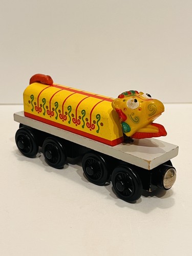 Chinese dragon thomas - chinese,