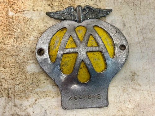Badge yellow and chrome - aa,