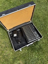 SAMSON MixPad 12 Mixer 