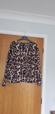 Mylene Klass tan/brown animal print lounging top size 'M'