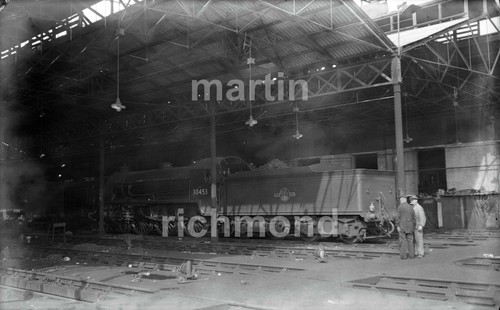 Nine elms shed 30453 - 30453, king