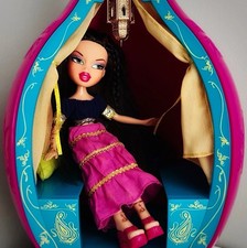 Bratz Genie Magic Katia Doll Bundle With Bottle Lamp House Furniture Play Set ?