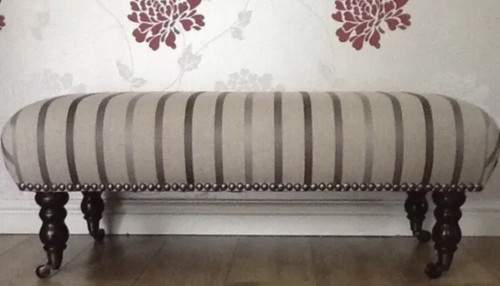New footstool laura - in,