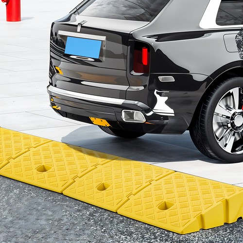Heavy duty kerb ramp - 2x,