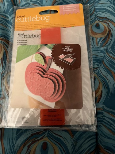 Cricut cuttlebug embossing - cricut,