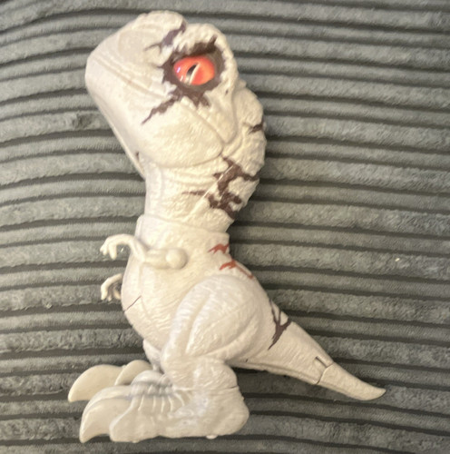 White plastic dinosaur action - white,
