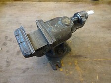 Jones and shipman universal