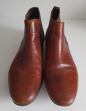 RIVER ISLAND TAN DISTRESSED