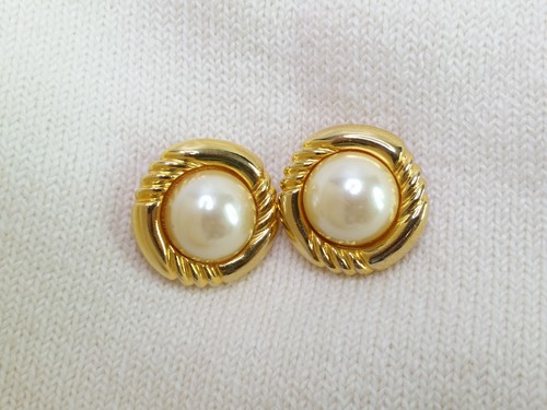 Vintage 1980 faux - faux, pearl