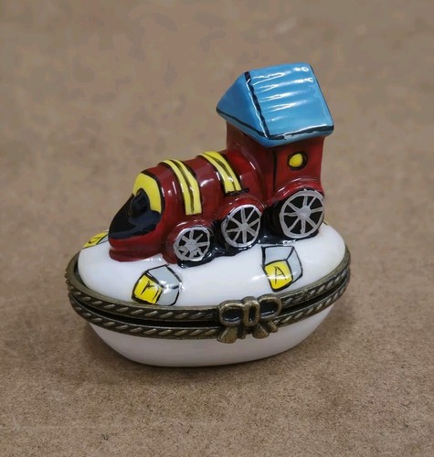 Limoges style train - train, trinket