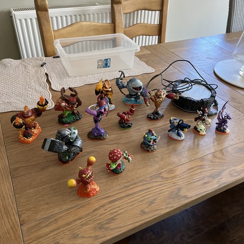 Skylanders figures job - figures,