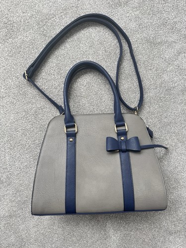 Women pale grey blue - pale,