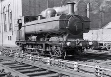 PHOTO  London Transport Steam