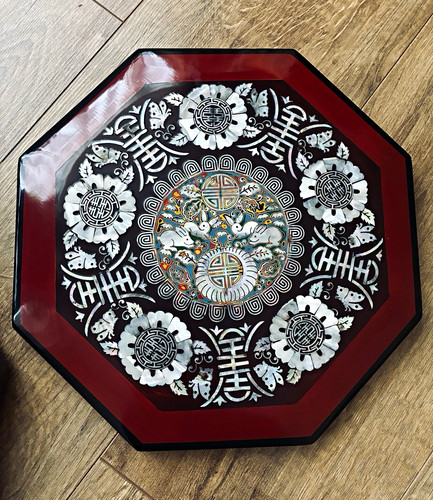 Octagonal lacquered wood - octagonal,