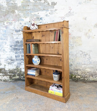Vintage Solid Pine Country
