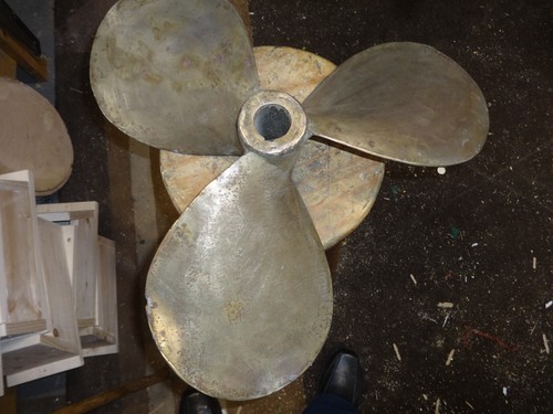 Brass bronze boat propeller - brass/bronze,