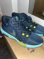 Lebron Witness 8 Basketball
