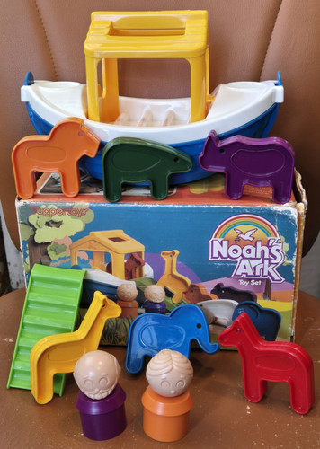 Tupperware noah ark - noah's,