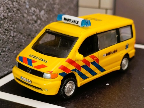 Cararama scale mercedes - cararama,