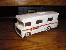 Nice Vintage Avon 1970's Winnebago Motor Home "Wild Country" 5 Fl. Oz. DECANTER