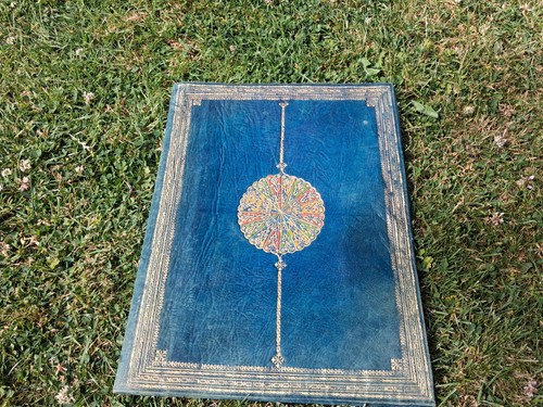Vintage embossed blue soft - blue,