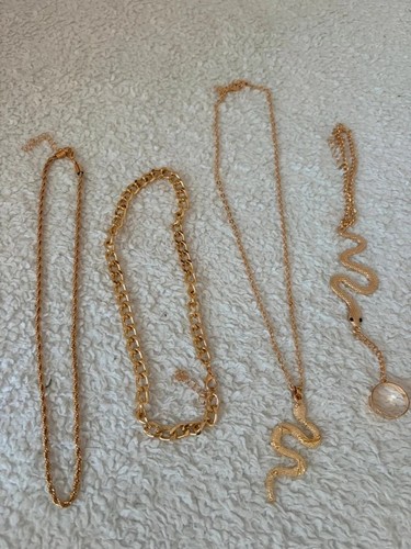 Necklaces with snake - x,