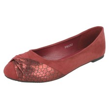 Ladies Spot On Slip On Flat