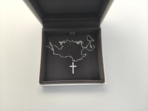 22ct lab diamond - diamond, cross