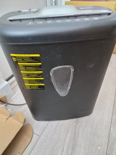 Cross cut paper shredder - cross,