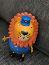 Peppa Pig and Mr. Leo Lion Zoo