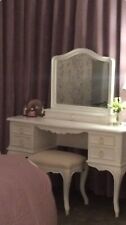 4 items of Shabby chic House of Fraser bedroom furniture