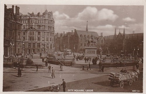 Yorkshire city square - city, leeds