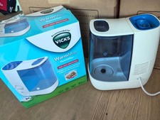 Vicks VH845E1 Warm Mist Humidifier - White