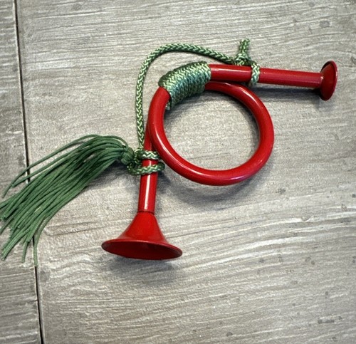 Vtg red metal christmas - metal,