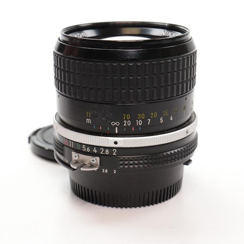 Nikon 85mm s nikkor - f/2,