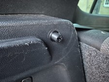 Skoda Fabia Mk2 2007-2014 parcel shelf pivot repair kit-Pair