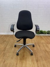 Manutan Cormorant Orthopaedic