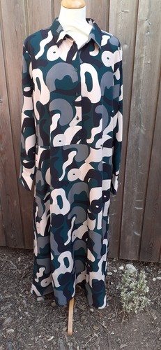 Bnwt monki camouflage print - bnwt,